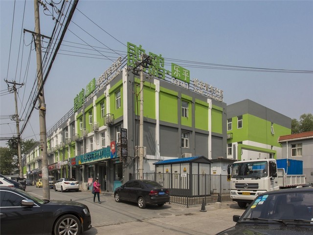 现代极简豪宅装修多少钱一平