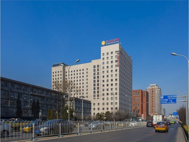 重庆三人位实木沙发